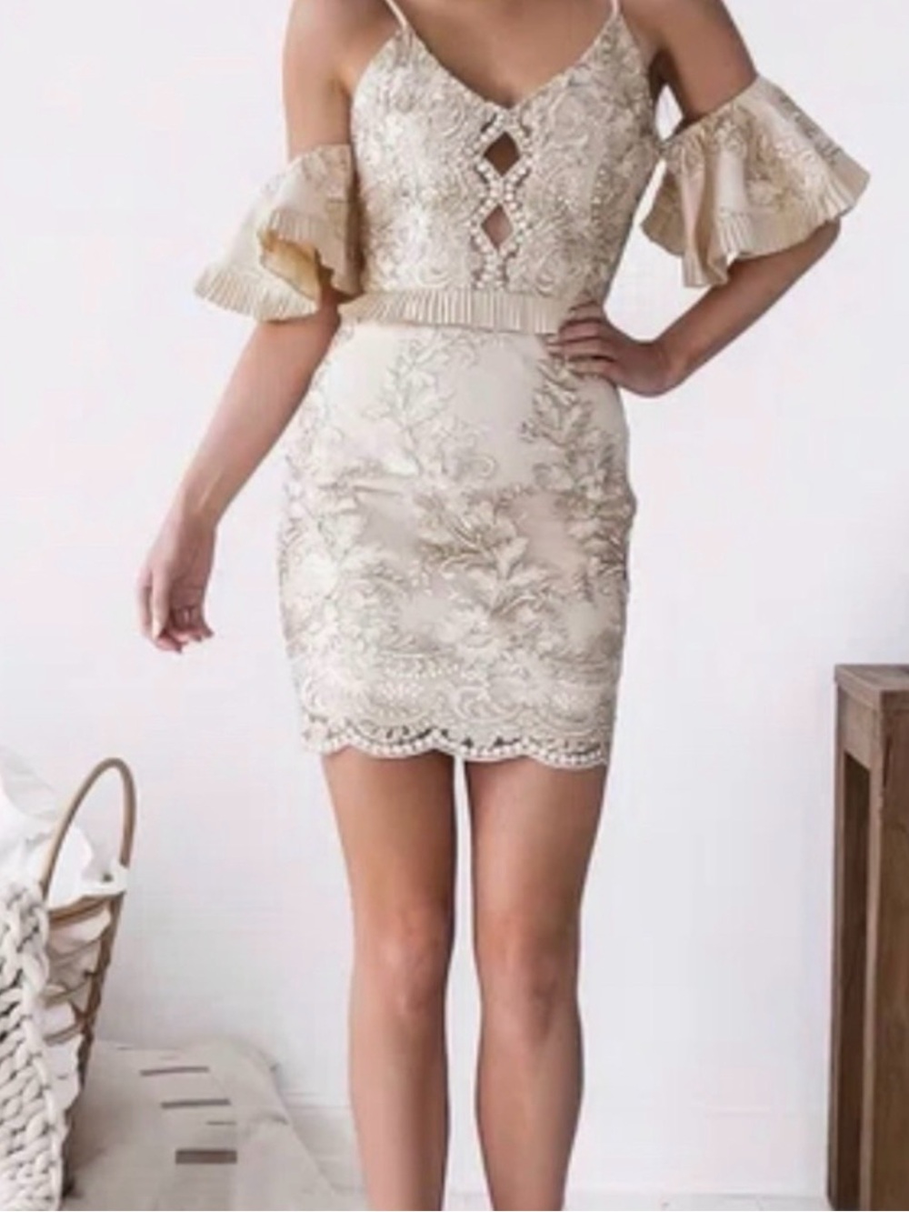 Two Sisters Gold Beaded Detail Cocktail Dress size aus 8/small